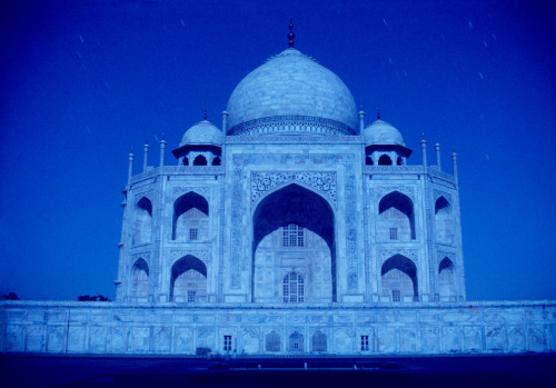 fotojournalismus:  Taj Mahal, Agra, 1985.Photographs by Raghu Rai