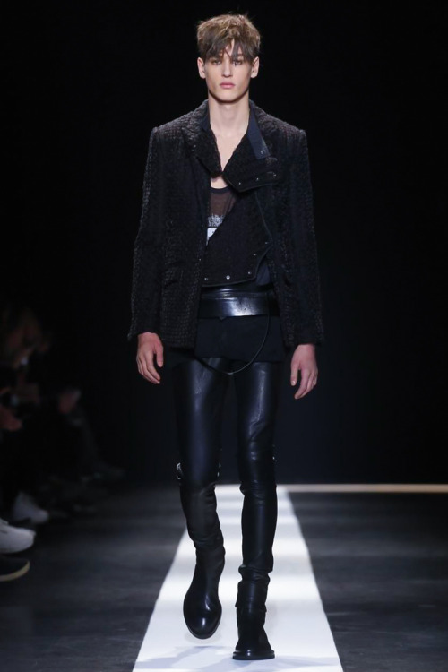 fagunt:  Ann Demeulemeester autumn/winter 2015