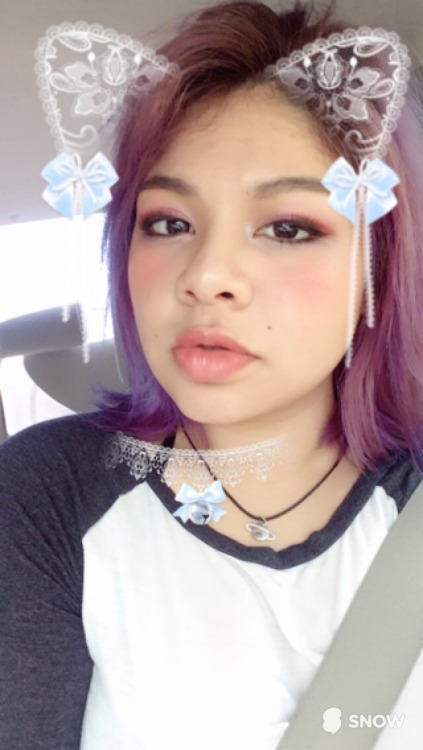 kcdak:the snow app makes me look really cute