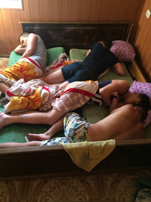 XXX hot-sleeping-guys:  After party Z-z-z Hot photo