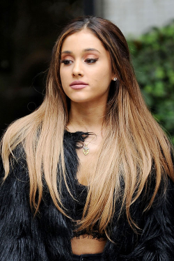 Daily Ariana Grande