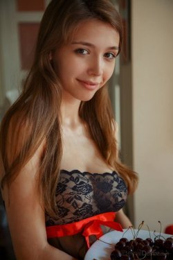 a fan blog dedicated to mila azul