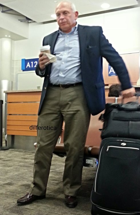 dilferotica: Daddy by request (from my archives, previously unposted) The mature masculinity of a da