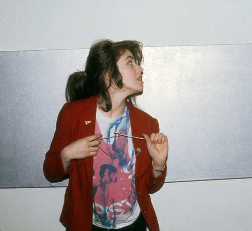 Lizzy Mercier Descloux wearing a Sex Pistols shirt by Michel Esteban, New York, 1975