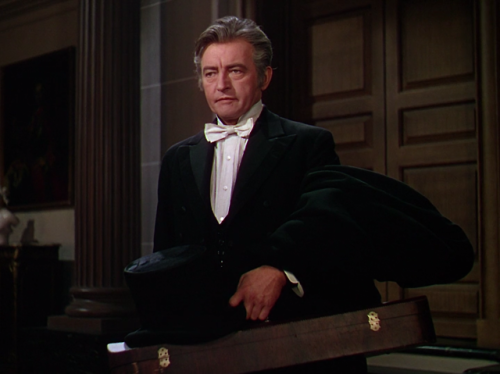 gayclauderains:Claude Rains as Claudin in Phantom of the Opera (1943) dir. Arthur Lubin