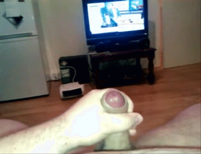 cumdrippingchubs:  david19856 cum explosion! (video)    Superman&rsquo;s explosive