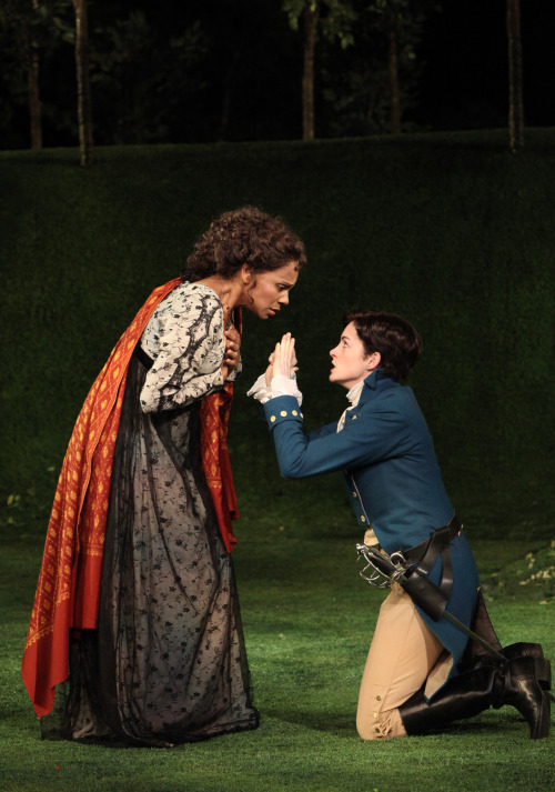 theatreisgoodforthesoul:“Twelfth Night” by William ShakespeareShakespeare in the Park, 2009Starring 