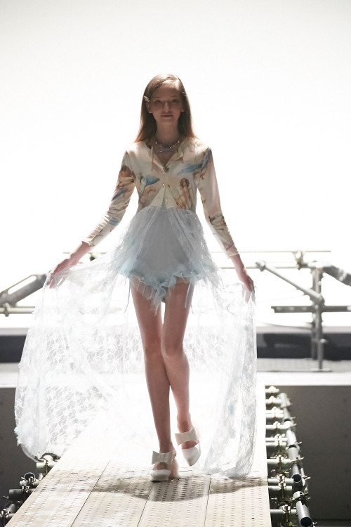 tokyo-fashion:  Milk & Milkboy “My Angel Fly With Me” Fashion Show in Harajuku Legendary Harajuku fashion brand Milk held their first fashion show in 6 years recently at Quest Hall in Harajuku. The show featured their upcoming collections for