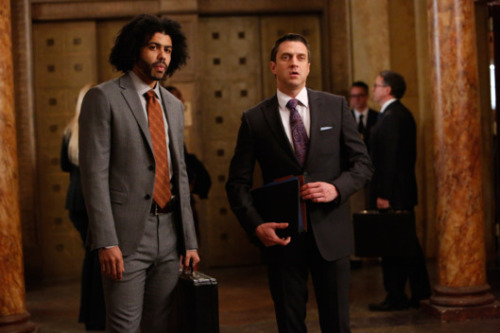 allthingssvu: Daveed Diggs,  Raúl Esparza, 41 Witnesses, airdate: February 3, 2016