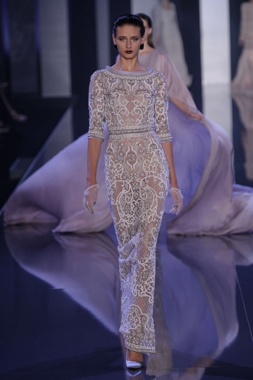 zealous4fashion:  Ralph & Russo Haute Couture Fall Winter 2014/15 Collection (1/3) Photosets: (2/3) (3/3)