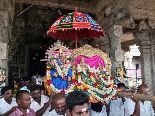 Shiva and Parvati in procession, Tamil Nadu