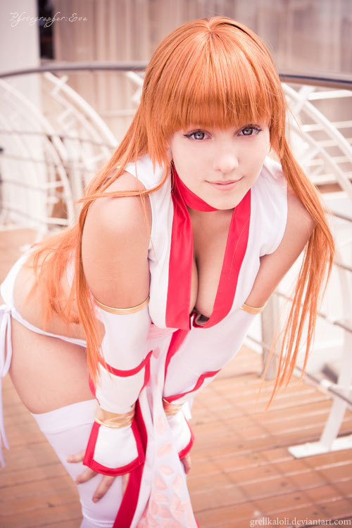 cosplaygirl:  Dead or Alive Kasumi by grellkaLoli on DeviantArt 