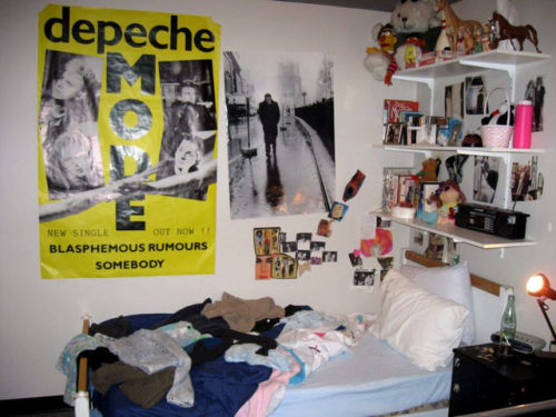 janiejones: 1980′s Teenagers and Their Bedroom Walls