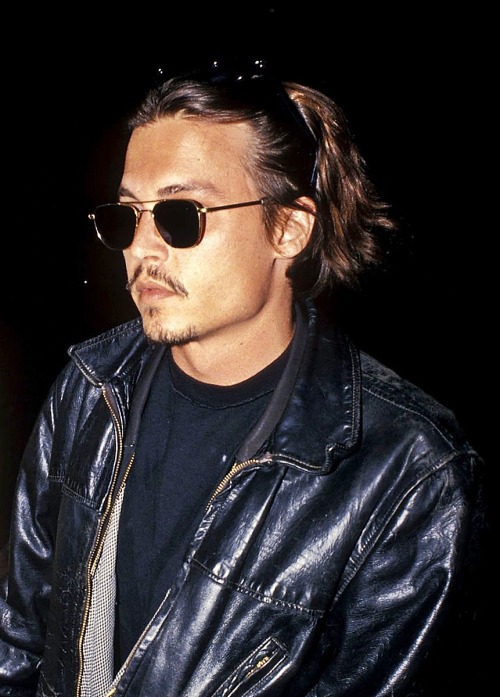 28 years ago (1994), on this day (April 5) Johnny Depp and Kate Moss attended the premiere of John W