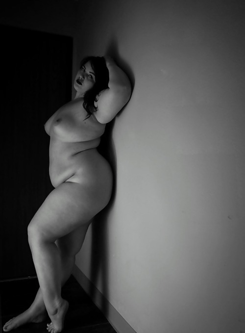  Damn………………….just Damn   I so want her!