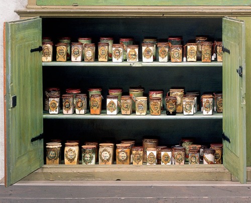 Pharmacy cabinet of Carmelite monastery Schongau & glass vessels, 1740. South of Germany. Deutsc