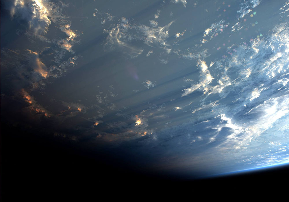 nevver:  Thousand mile long shadows 