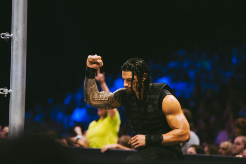 perversionsofjustice:  houndsofhotness:  Roman Reigns ❤  Ooh those second row pics got me thinking about how awesome it would be if Roman had a twin