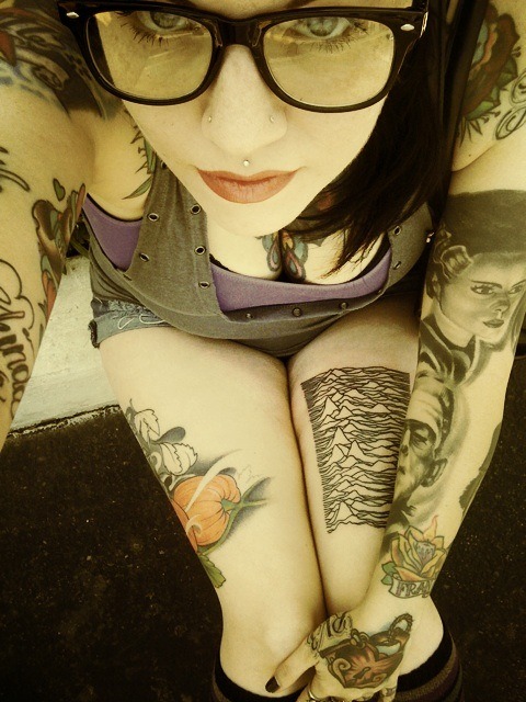 get-fucked-and-get-inked:  tattoo/piercing blog! 