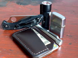 gearoholicsanonymous:  Submission from Age Leather Goods  My usual carry.  Sometimes it’s just the Delica 4 and the card wallet. 