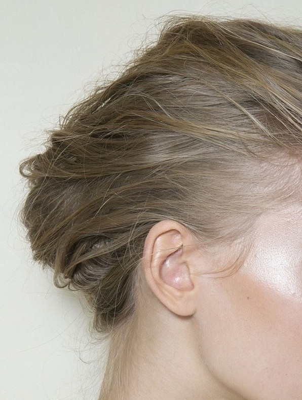 lamorbidezza:  Backstage at Giambattista Valli Spring 2014  