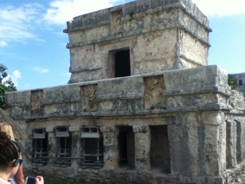ahencyclopedia:TRAVEL POST: Maya City Of TulumIT’S a long walk from the parking lot through the jung