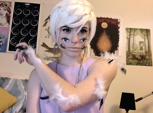 casualdorkpatrol:WTNV Angel cosplay update and feather test. Gonna have WAY more feathers for con bu