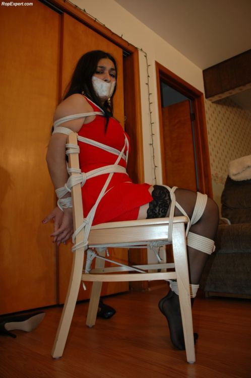 Porn Pics bondagehedgehog:  Silviana