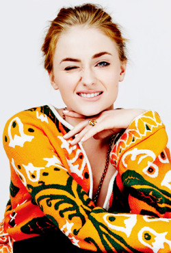 goldenfools: Sophie Turner for Glamour Mexico