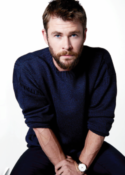 dailymarvelkings:  Chris Hemsworthby Frederic