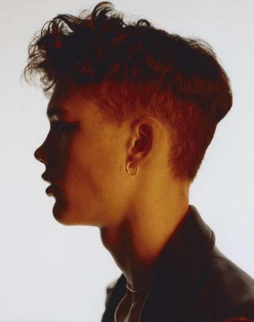 gansini:    Gary Hearme for Noon Magazine, Ph: Brett Lloyd St: Jack Borkett.   