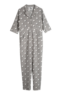 yelyahwilliams:  thewhitepepper:  Print Jumpsuit Polka Dot Styling and Photography by THE WHITEPEPPER Like us on FacebookFollow us on Instagram  yahhhh I bought this. 