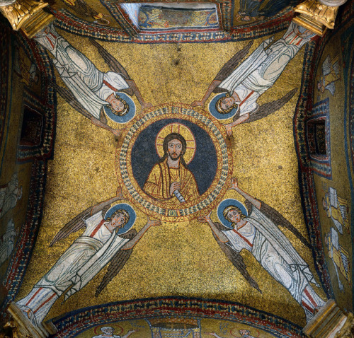 Byzantine mosaics in the Basilica of Saint Praxedes, Rome, 8th-early 9th century