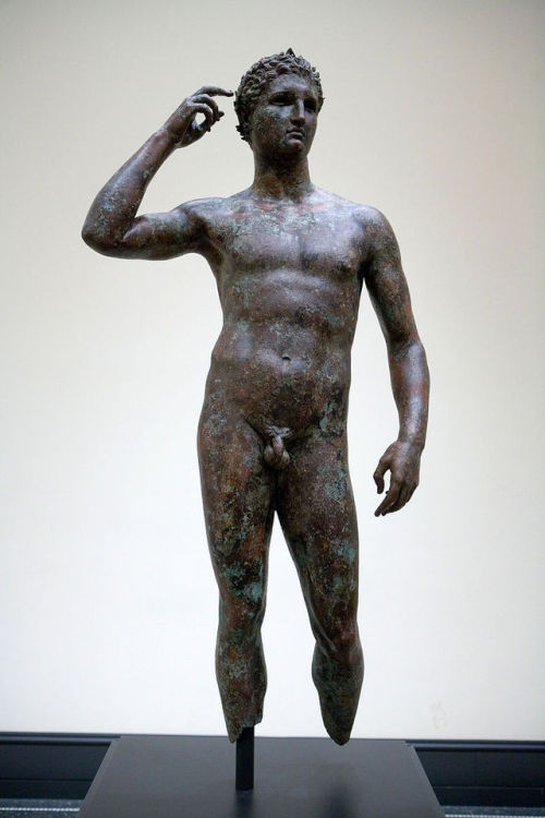 historyfilia:  Victorious Youth (Atleta di Fano) before and after restoration.  Greek, 300 - 100 B.C