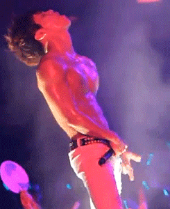 shinee-mania:  Jonghyun kills me, moment 25 of ∞ © 