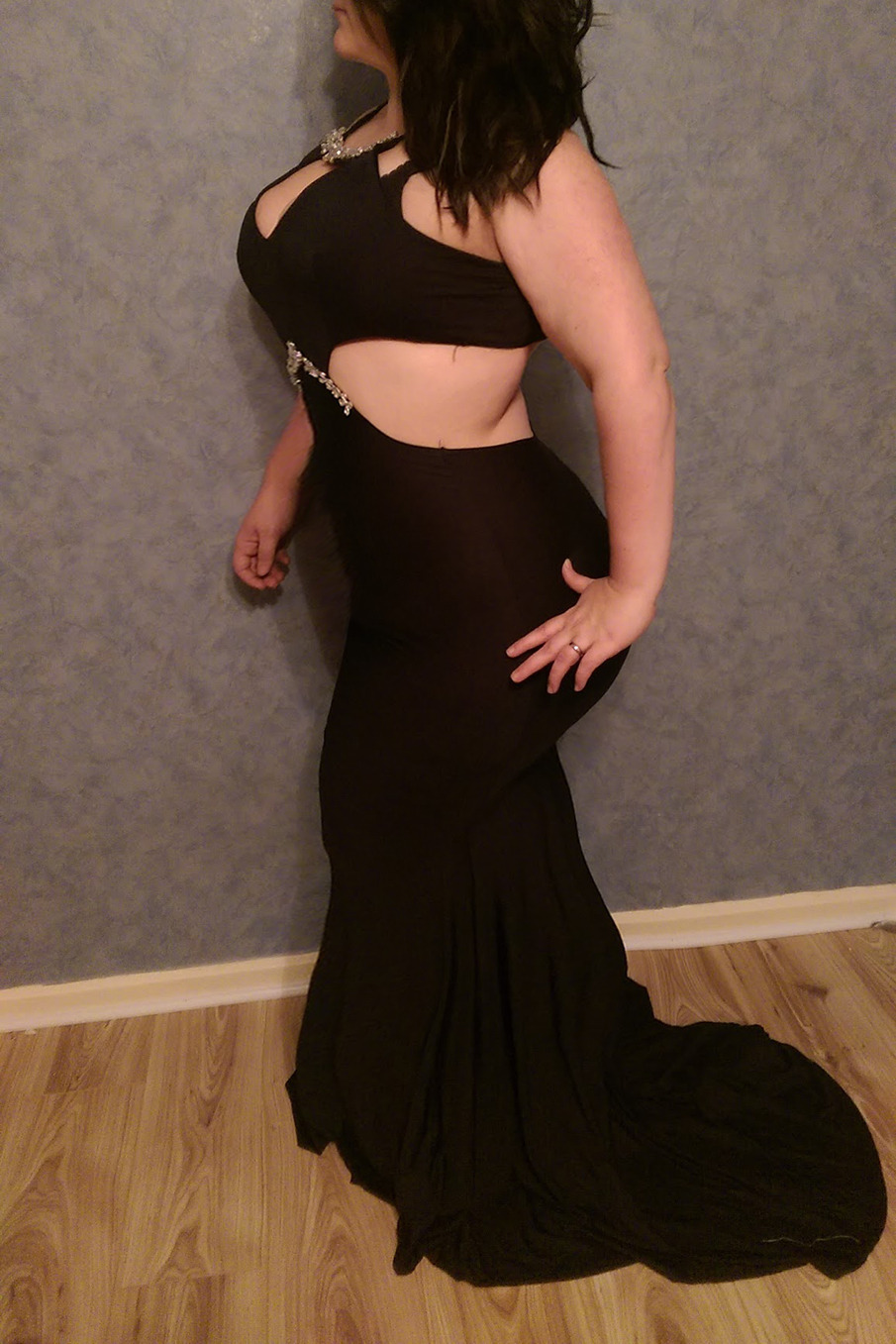 eroticwritingcommissions:  One of my followers bought me this gorgeous dress from