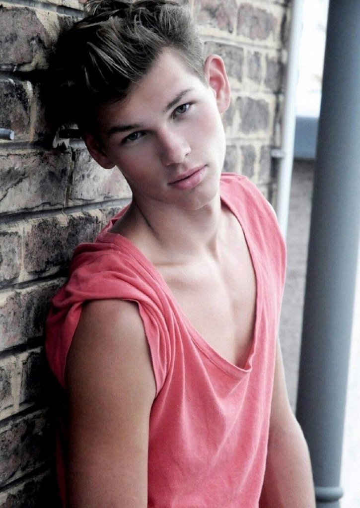 cherryboys18plus:  More amateur twinks from the Cherry Boys Blog… Please send any