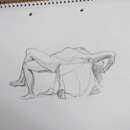 quick pencil life drawing #lifedrawing #figuredrawing #model #poses #drawing #aktzeichnen #zeichnung