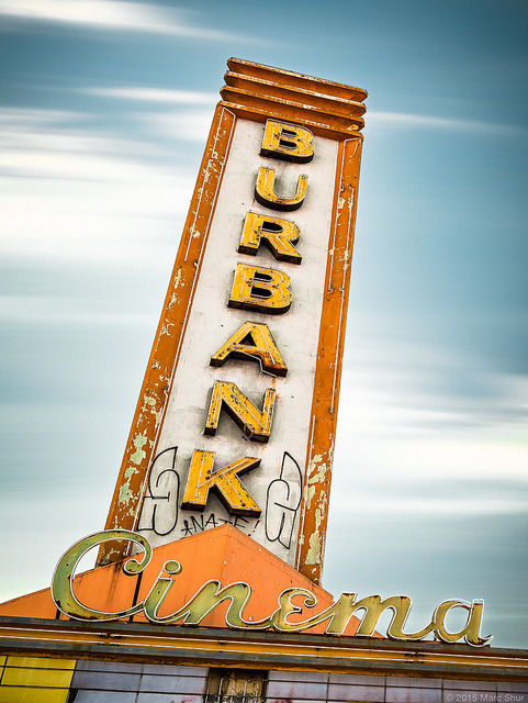 therealspa:klappersacks:Burbank Theater by Shakes The Clown on Flickr.… http://ift.tt/20ekWEZ