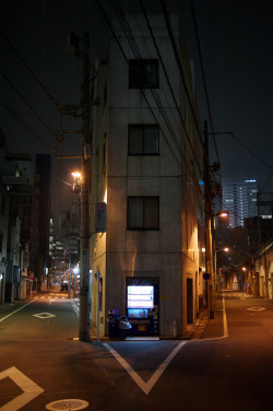 fuckyeahjapanandkorea:  (by ubic from tokyo)