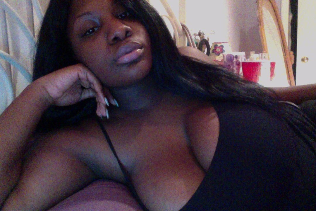 coffeeblack-n-sweet:  zaniahbelle:  feeling really down tonight  Hope you feel better