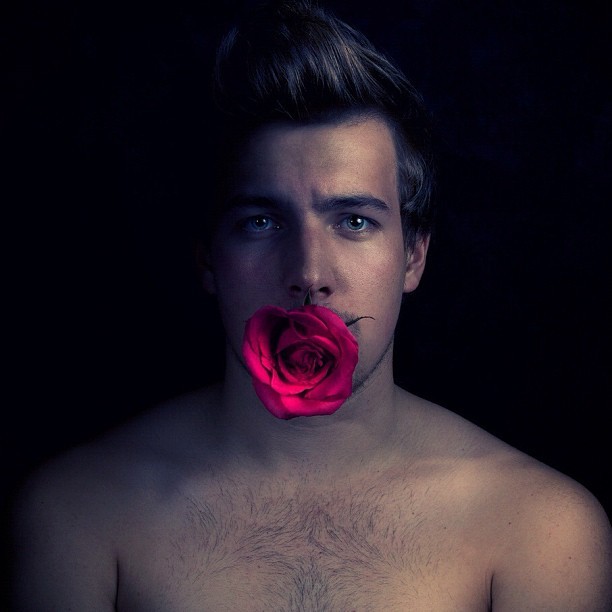 photod15:  Where the wild roses grow #male #model #handsome #sexyboy #sexyman #sexymale