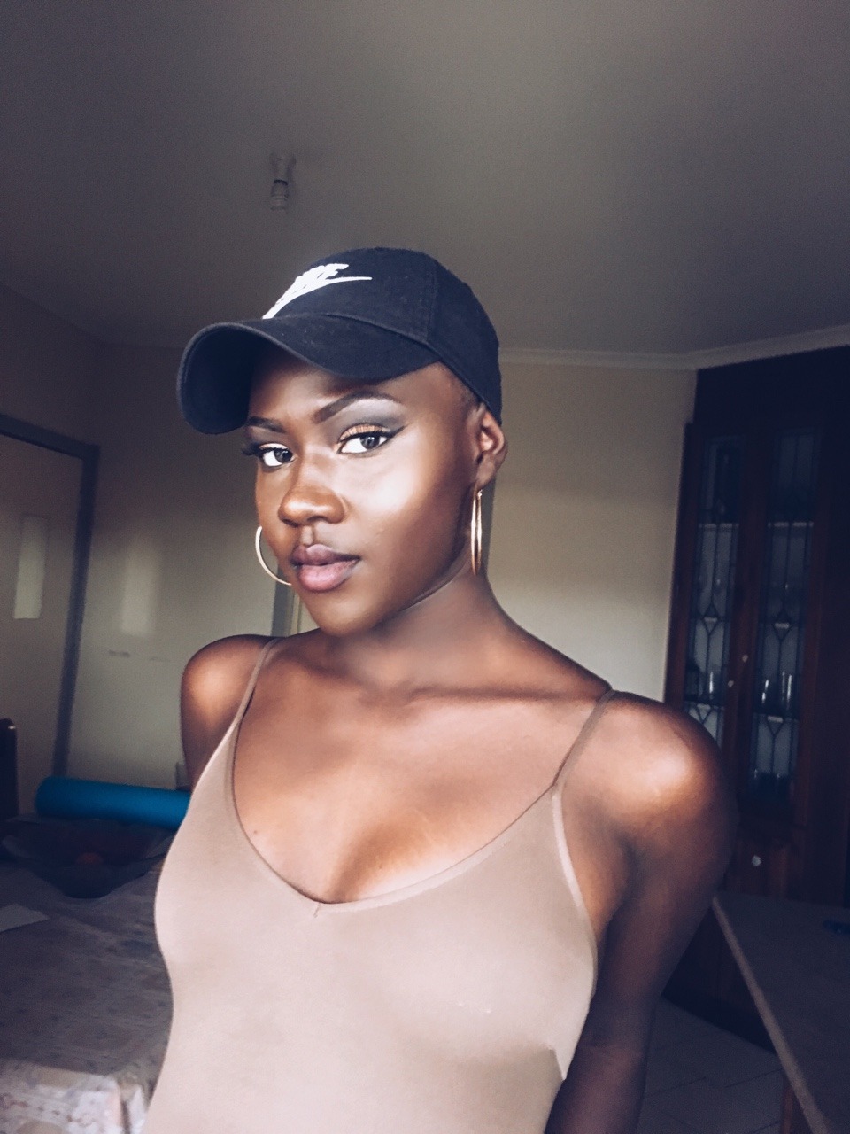 empressqueenprincess:I think you’re suffering from a lack of vitamin me, let me