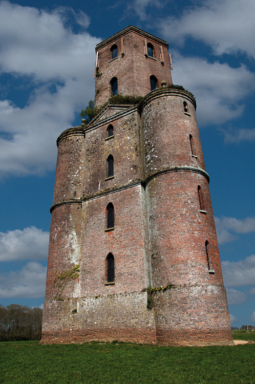 abandonedporn: Horton Tower (by Paul Snelling)