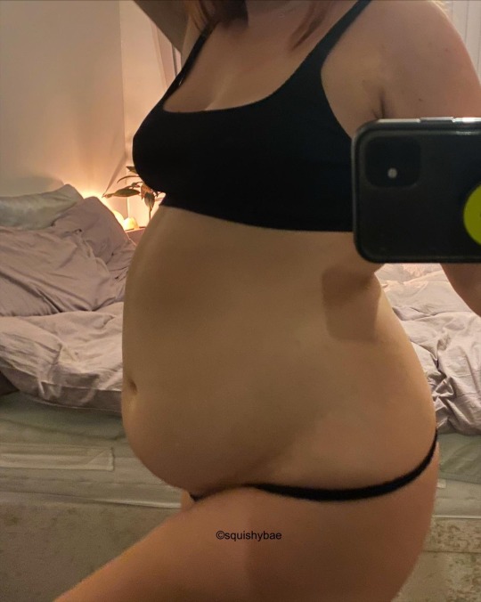 squishy-baexo:Extra bloated 🥰✨ all my links ✨