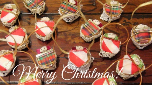 Holiday DIY: “Walnut Baby” Christmas Ornaments