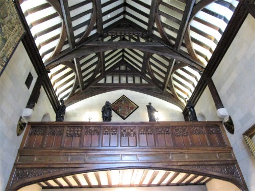 The Great Hall at Salisbury House, Des Moines, IowaIn 1922 Carl and Edith Weeks visited a manor hous