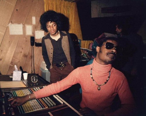 Sex soundsof71:  Michael Jackson visits Stevie pictures