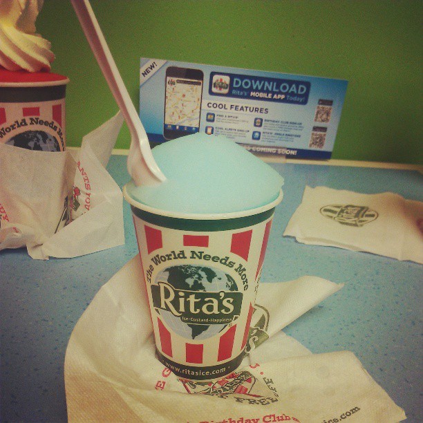 locksandglasses:  myblack-is-beautiful:  virtuouslyvindicated:  Rita’s!  mmmmmmm:)