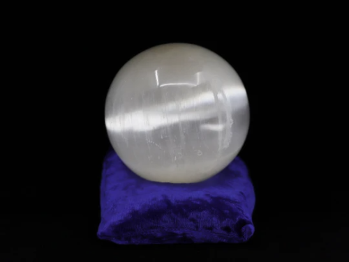 Selenite is named after the Greek goddess Selene, who is the goddess of the Moon. The ethereal glow 